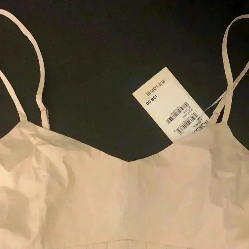 RUE SOPHIE nwt $138 Blush Pleated top - Picture 7 of 7